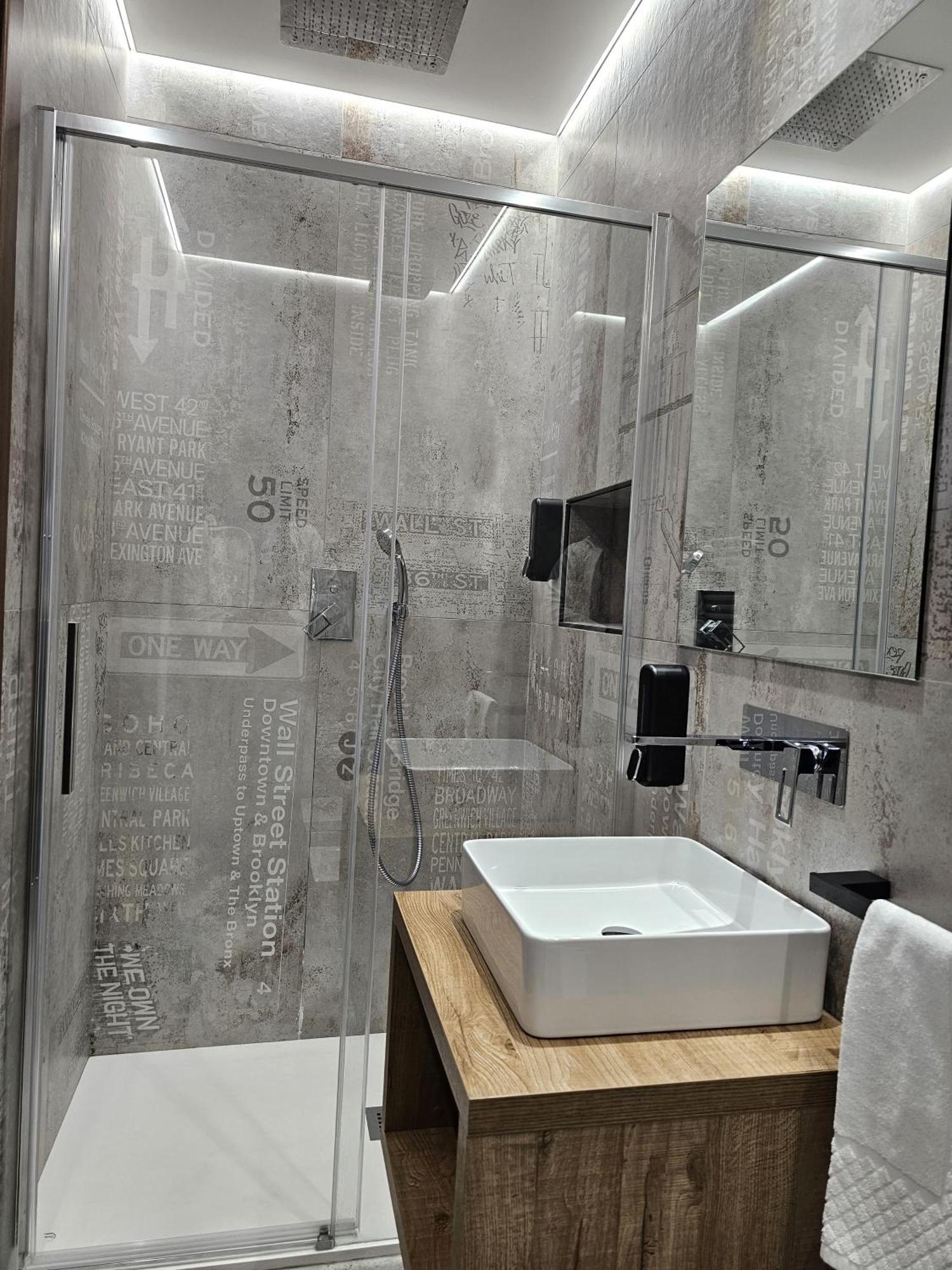 Binario1 Rooms Barletta Luaran gambar