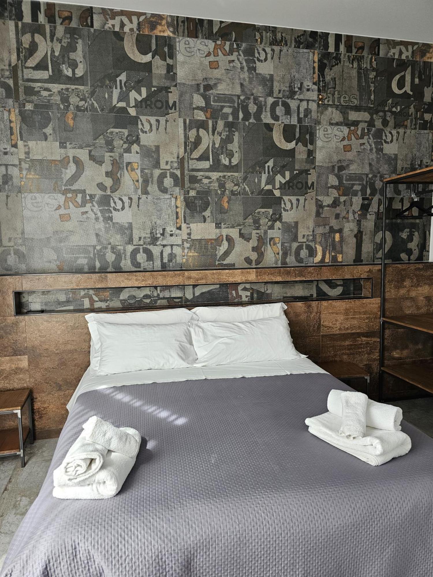 Binario1 Rooms Barletta Luaran gambar